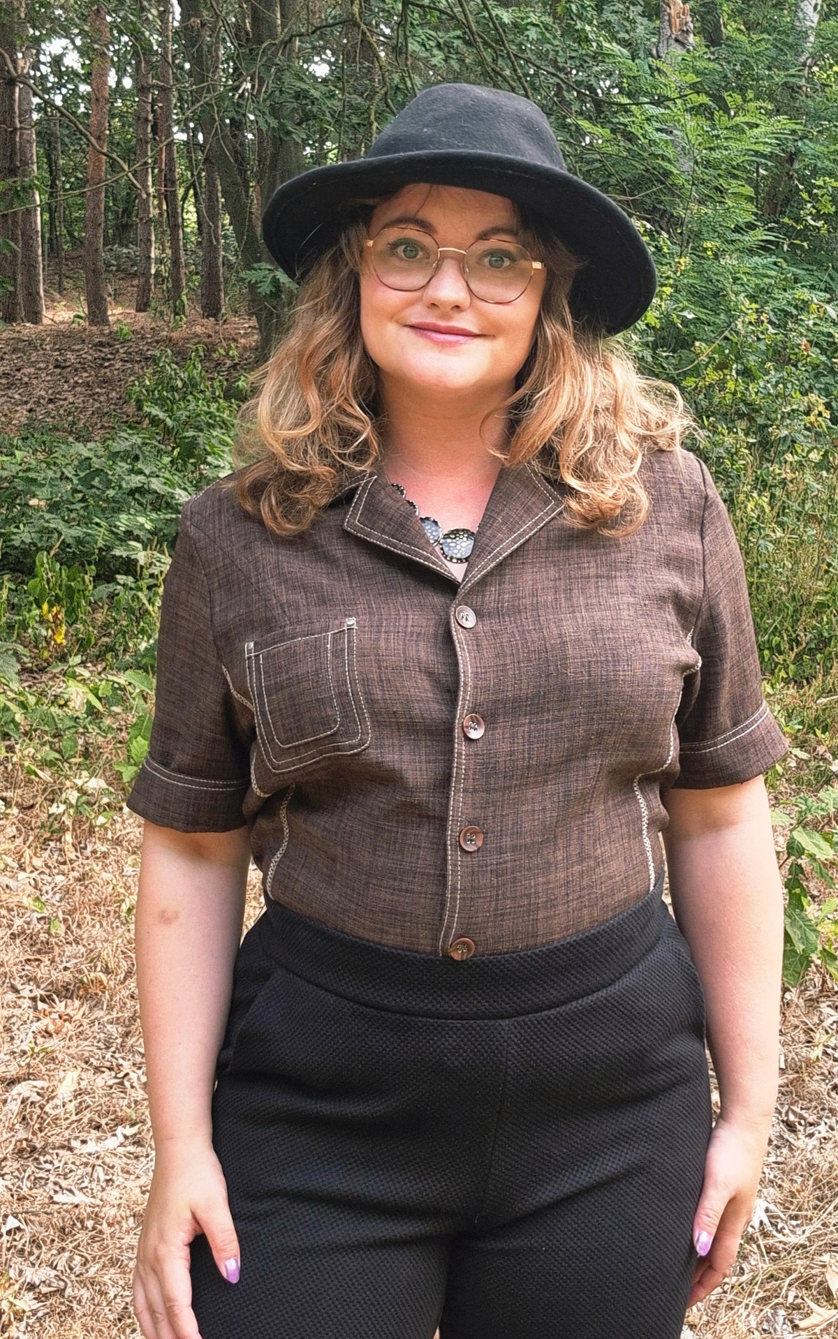 Vintage Oscar B 70s Bruine Top met Contrasterende Stiksels & Camp Collar